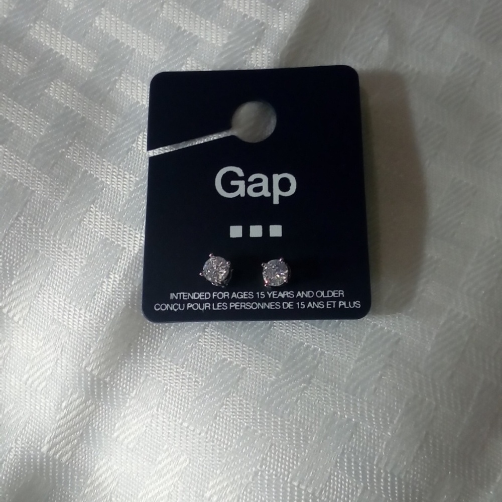 NWT Gap Rhinestone Studded Earrings